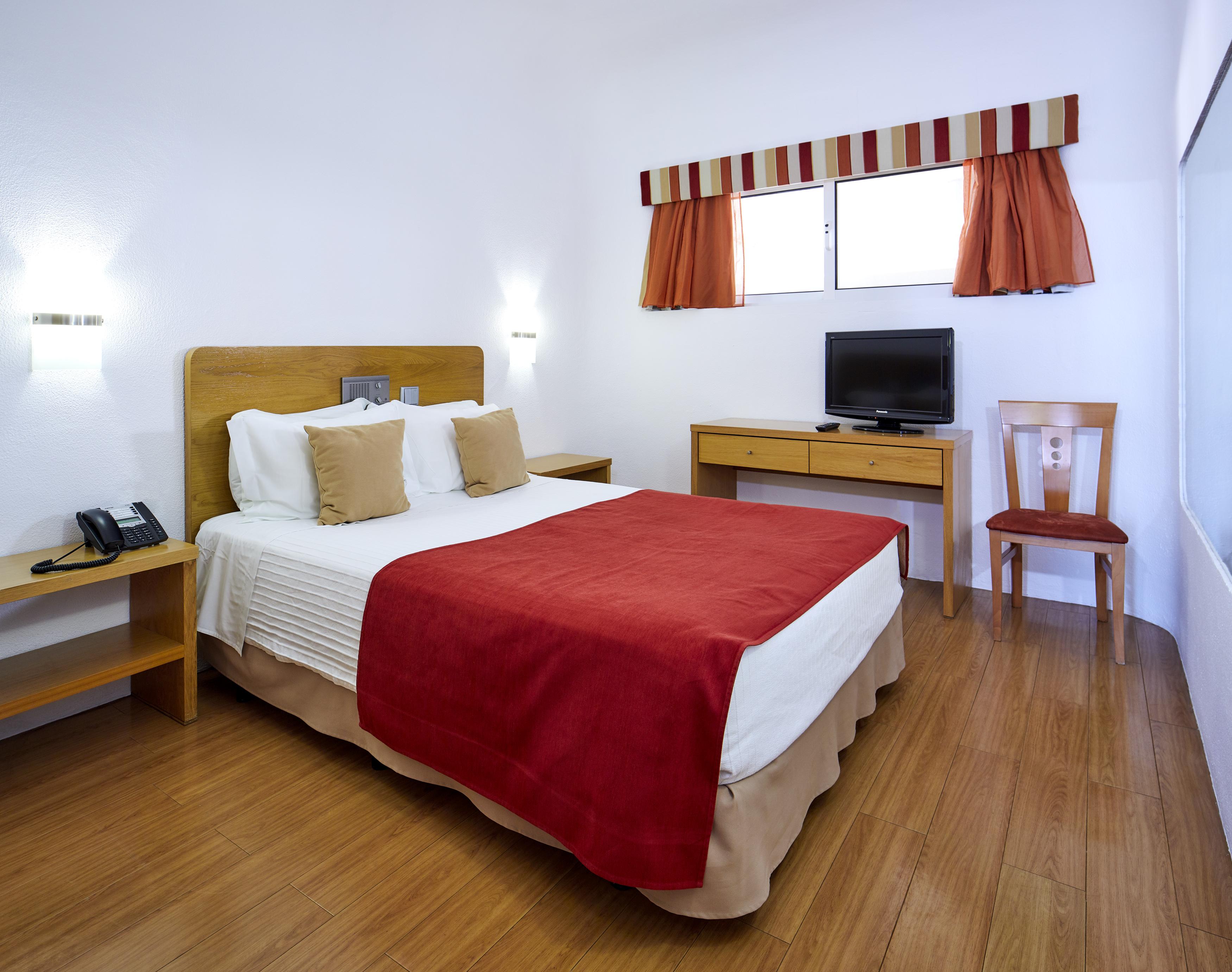 Alcazar Hotel & Spa มงติกอร์โด ภายนอก รูปภาพ